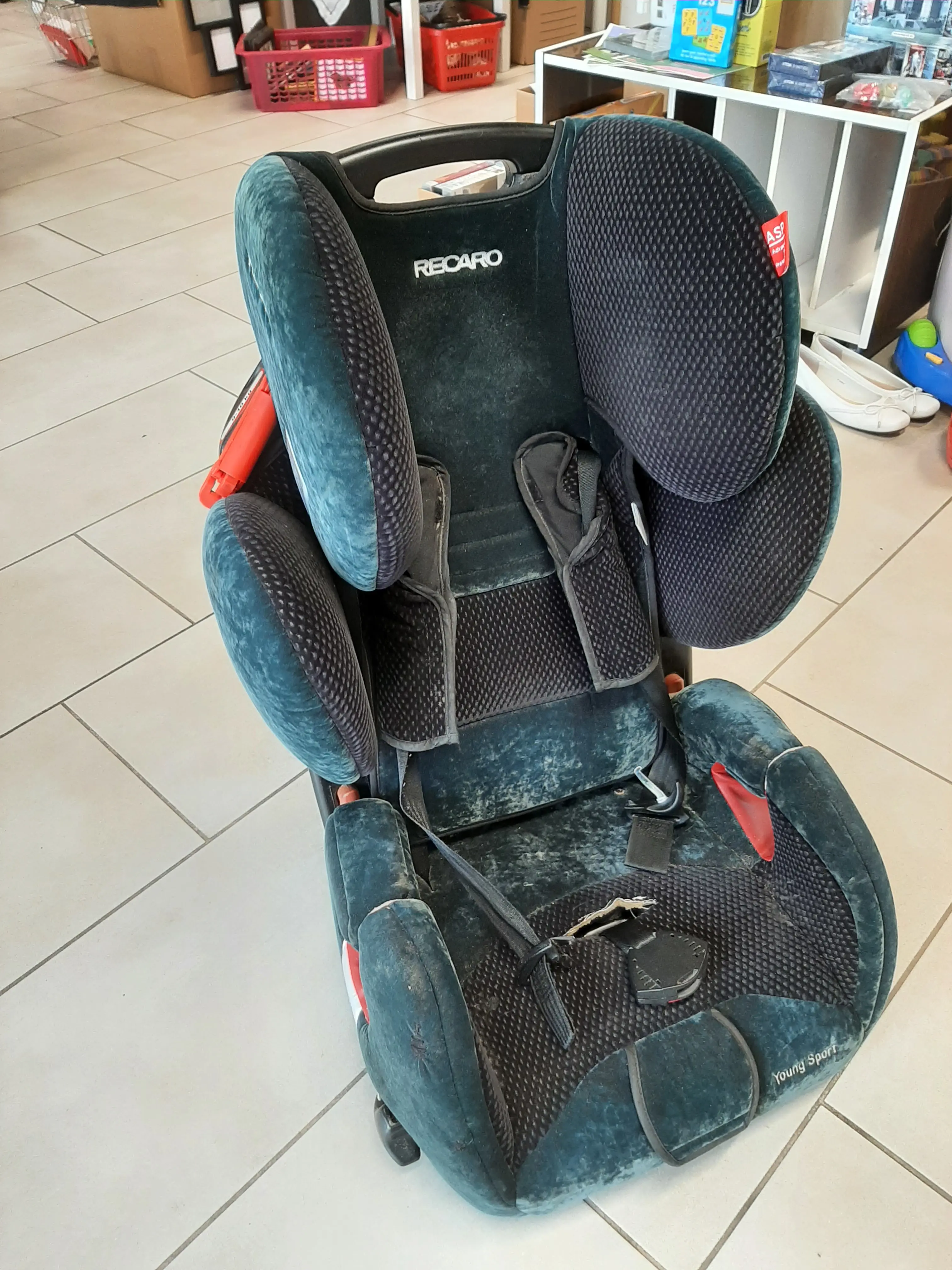 Autosedačka Recaro,do 18kg