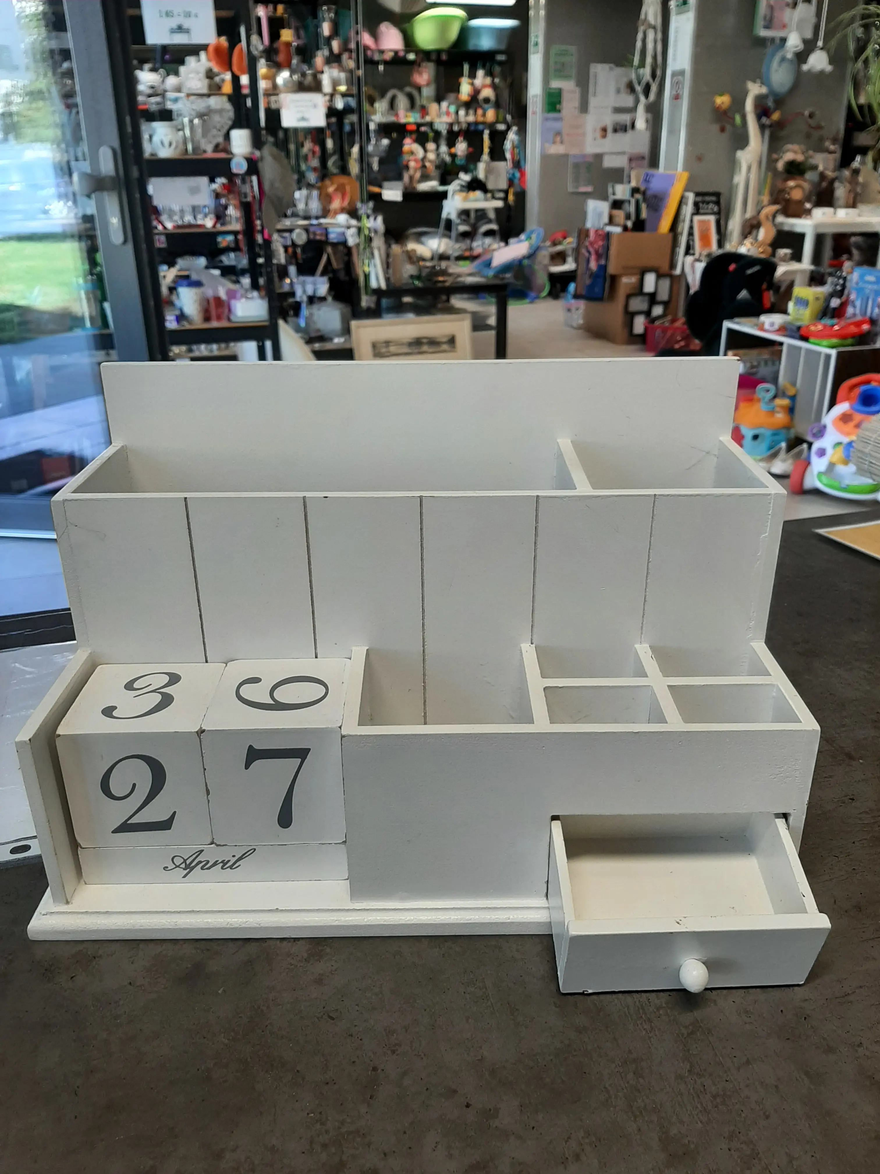 Drevený organizér 32x21x17