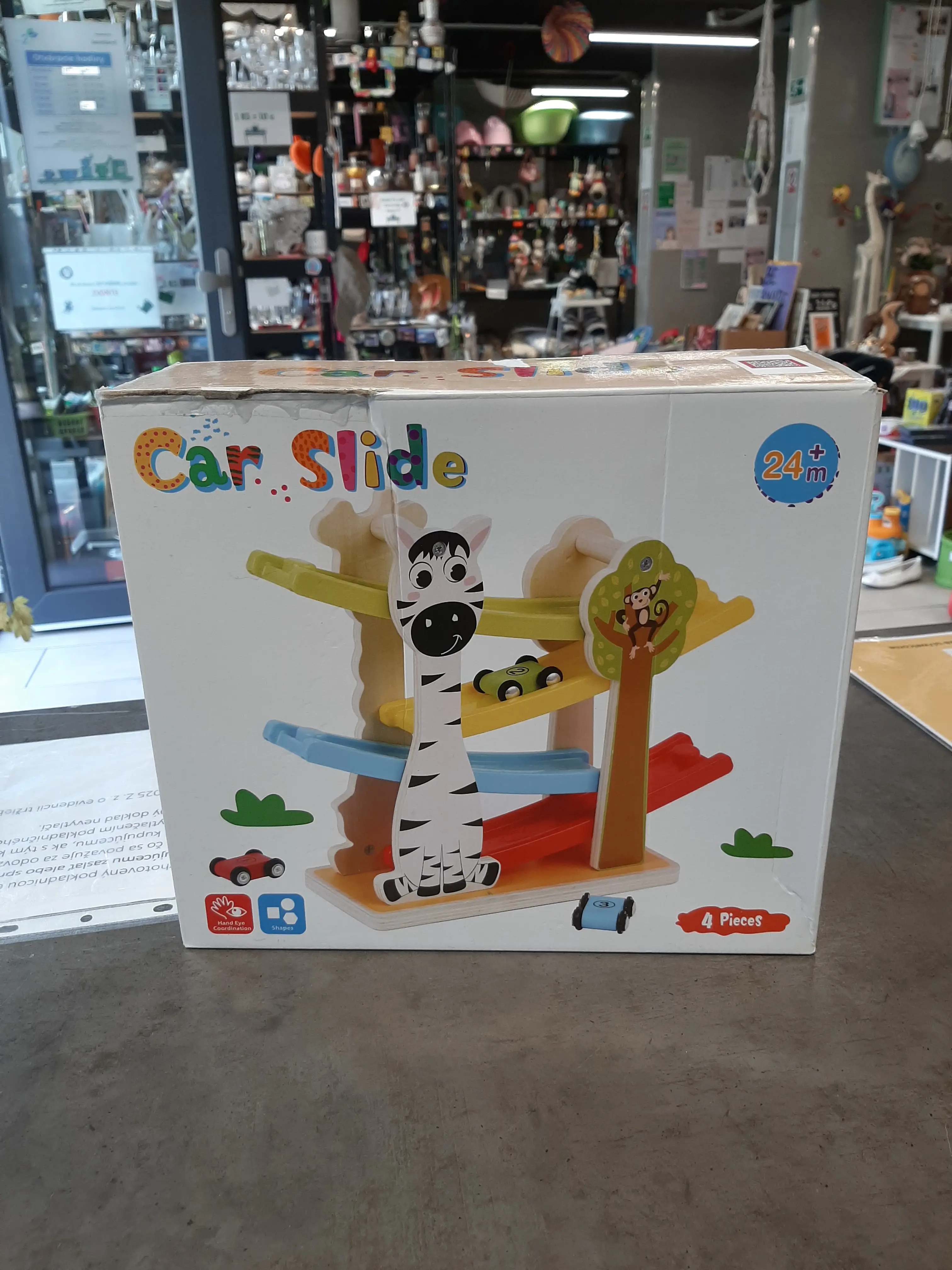 Drevená hračka,autodráha plus 3ks autíčka