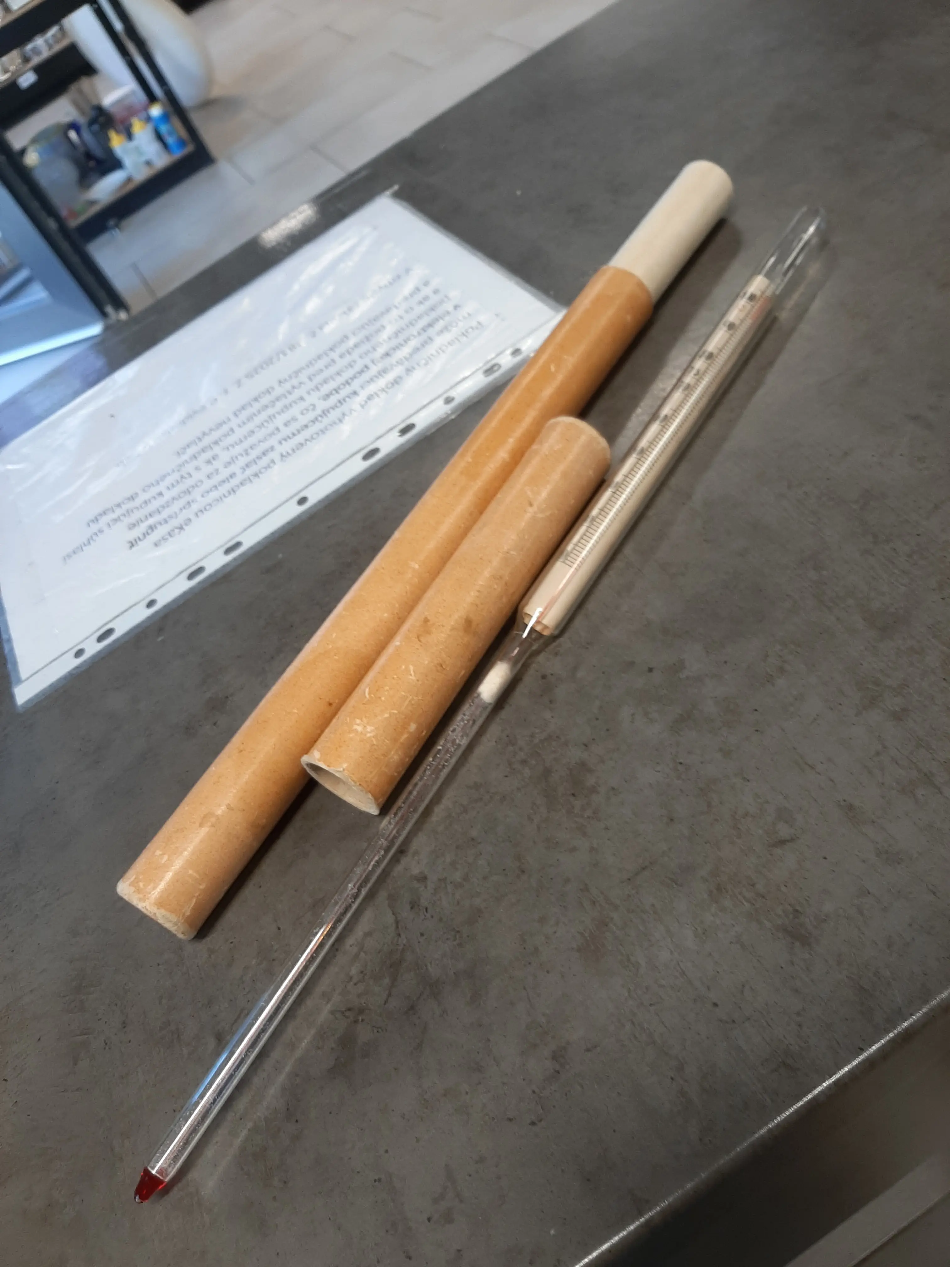 Retro zavárací teplomer