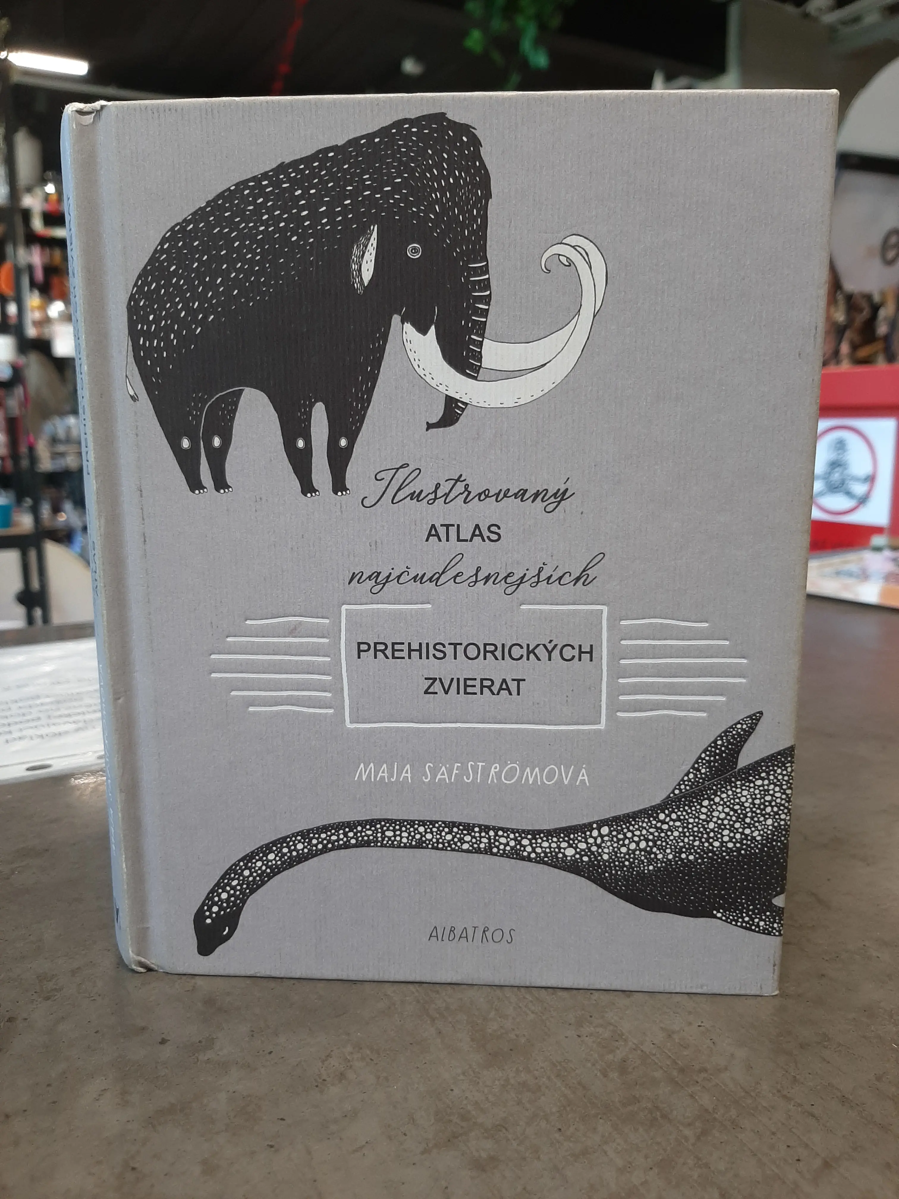 Ilustrovaný atlas prehistorických zvierat