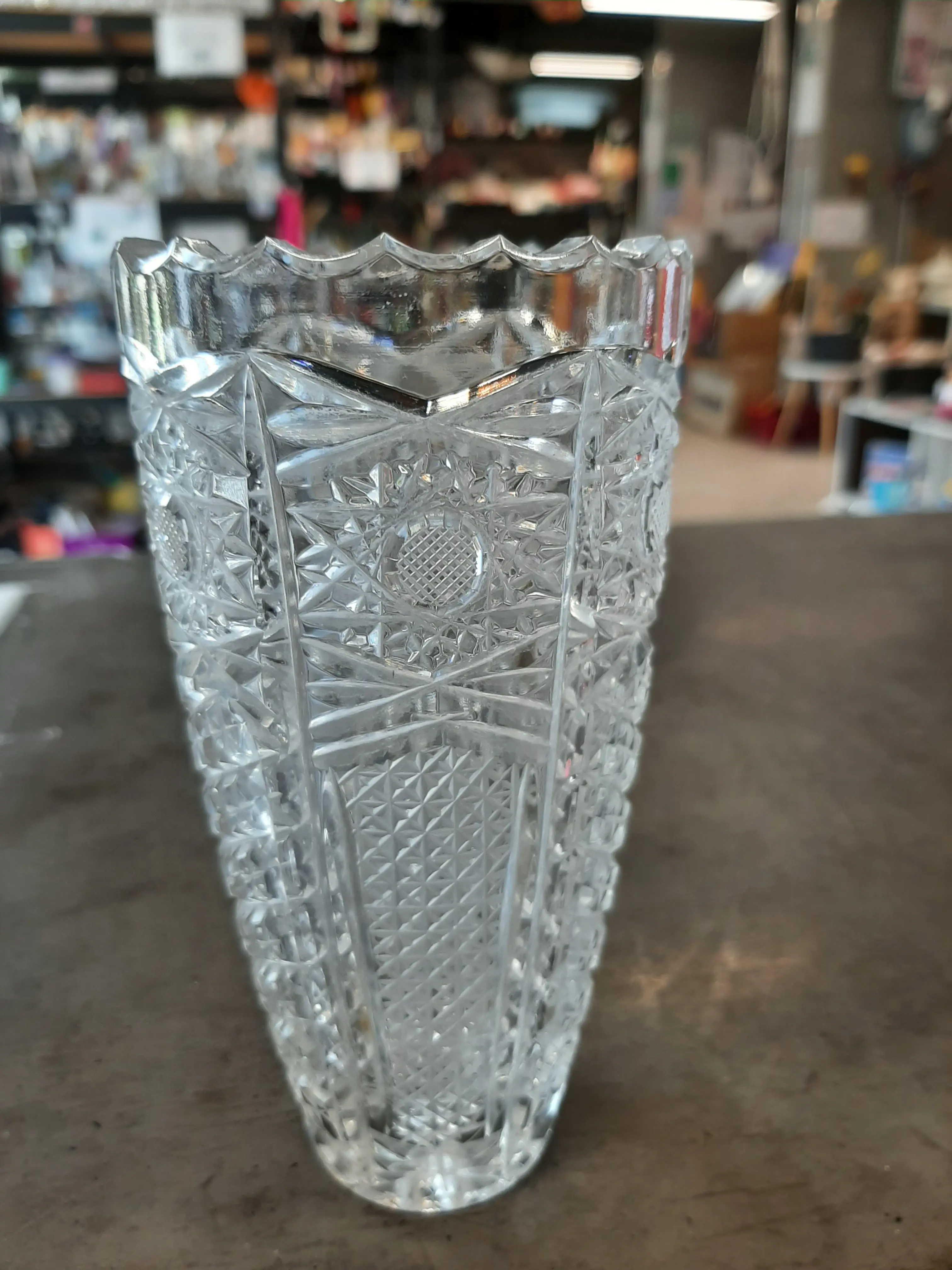 Brúsená vázička 15cm