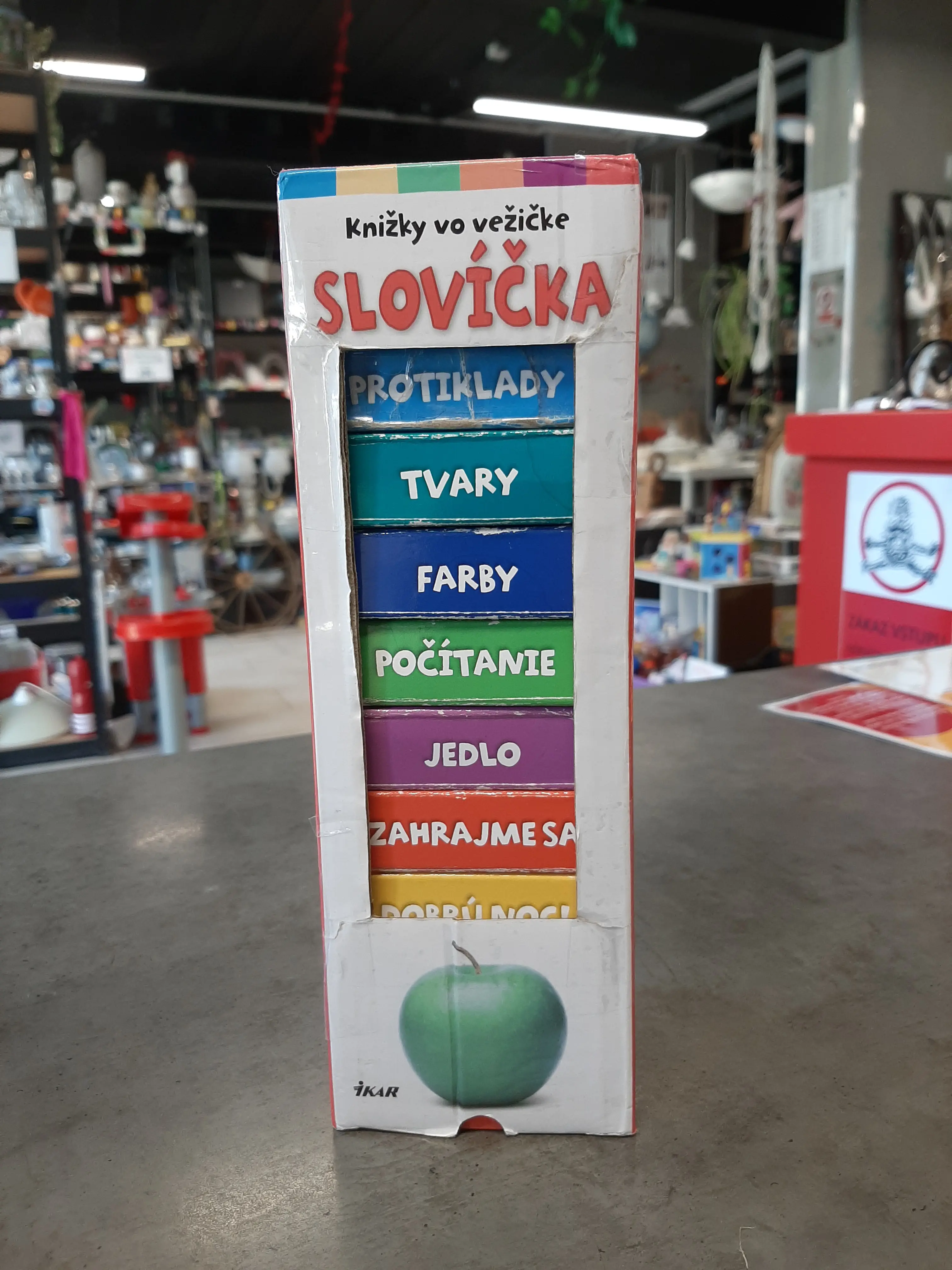 8x leporelo Slovíčka vo vežičke