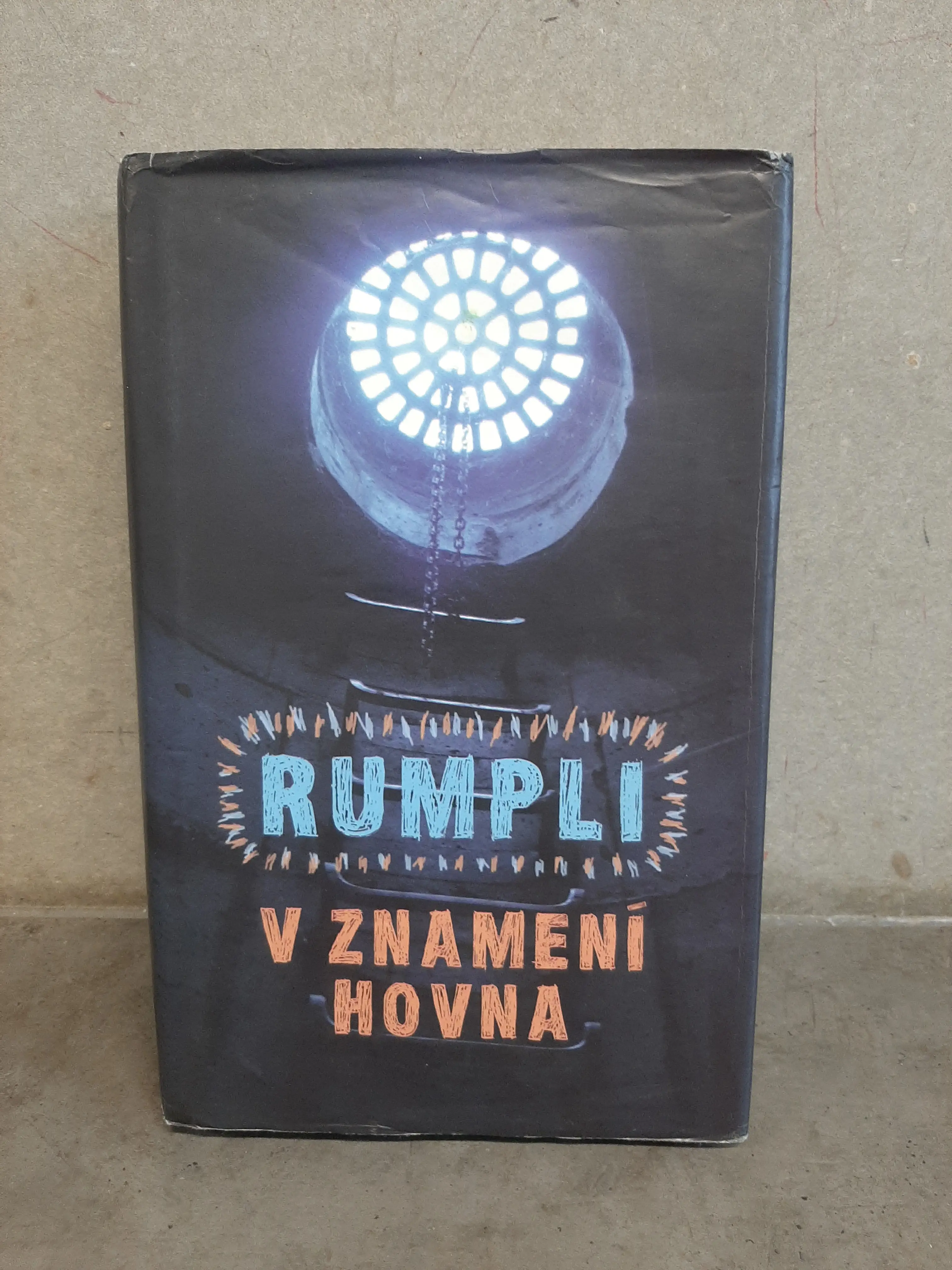 V znamení hovna