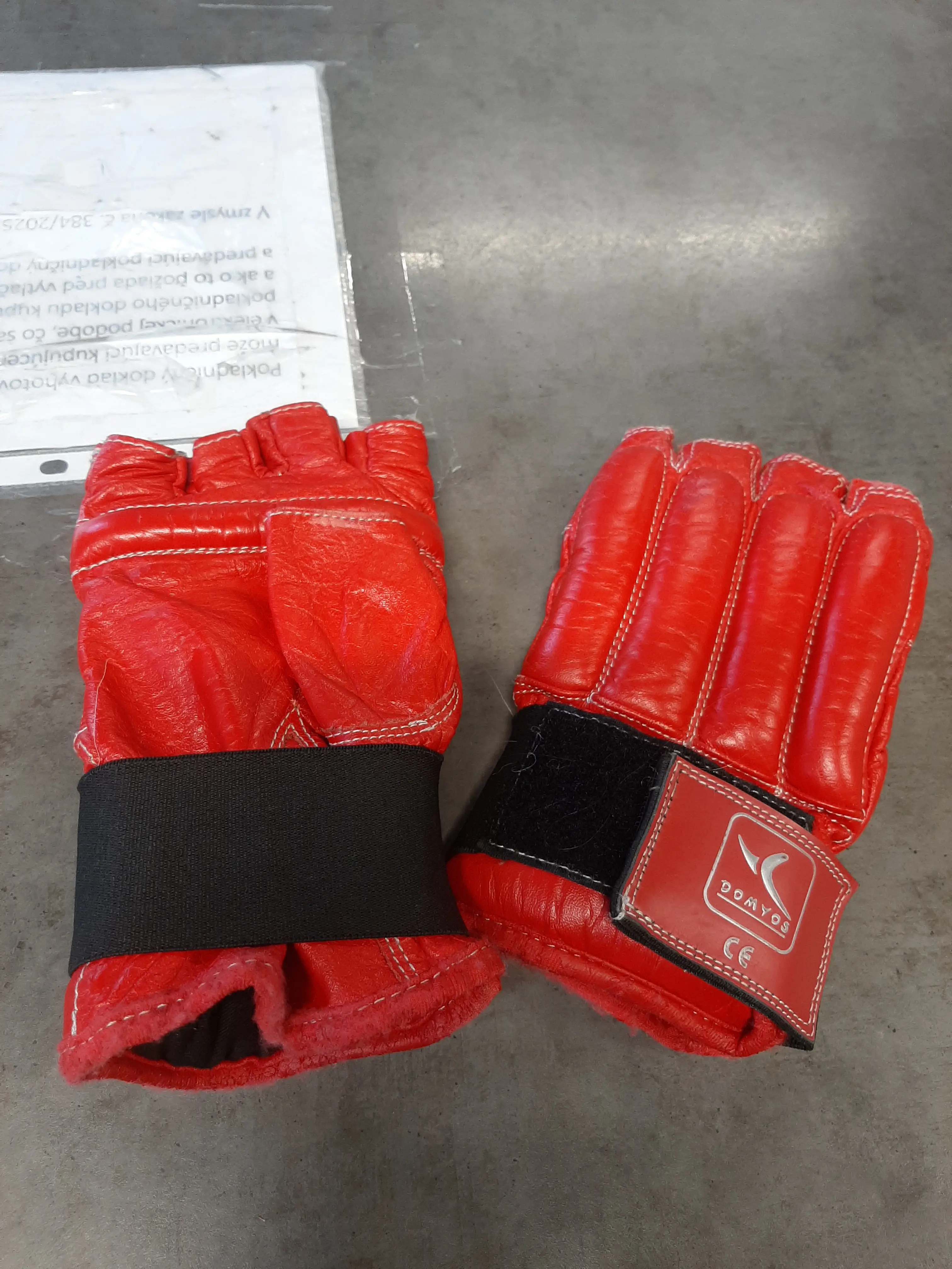 Tréningové kožené rukavice