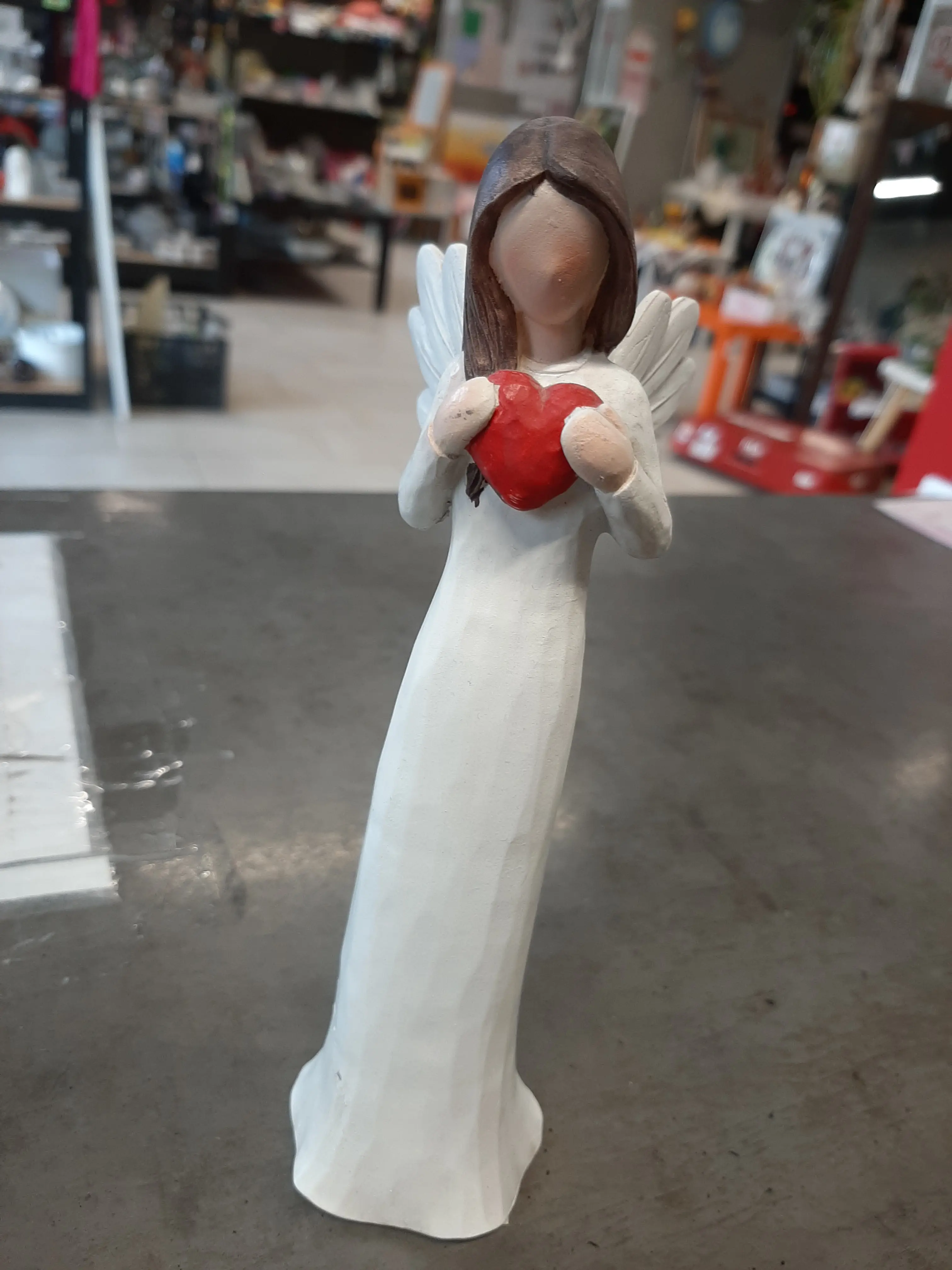 Anjel so srdiečkom,19 cm