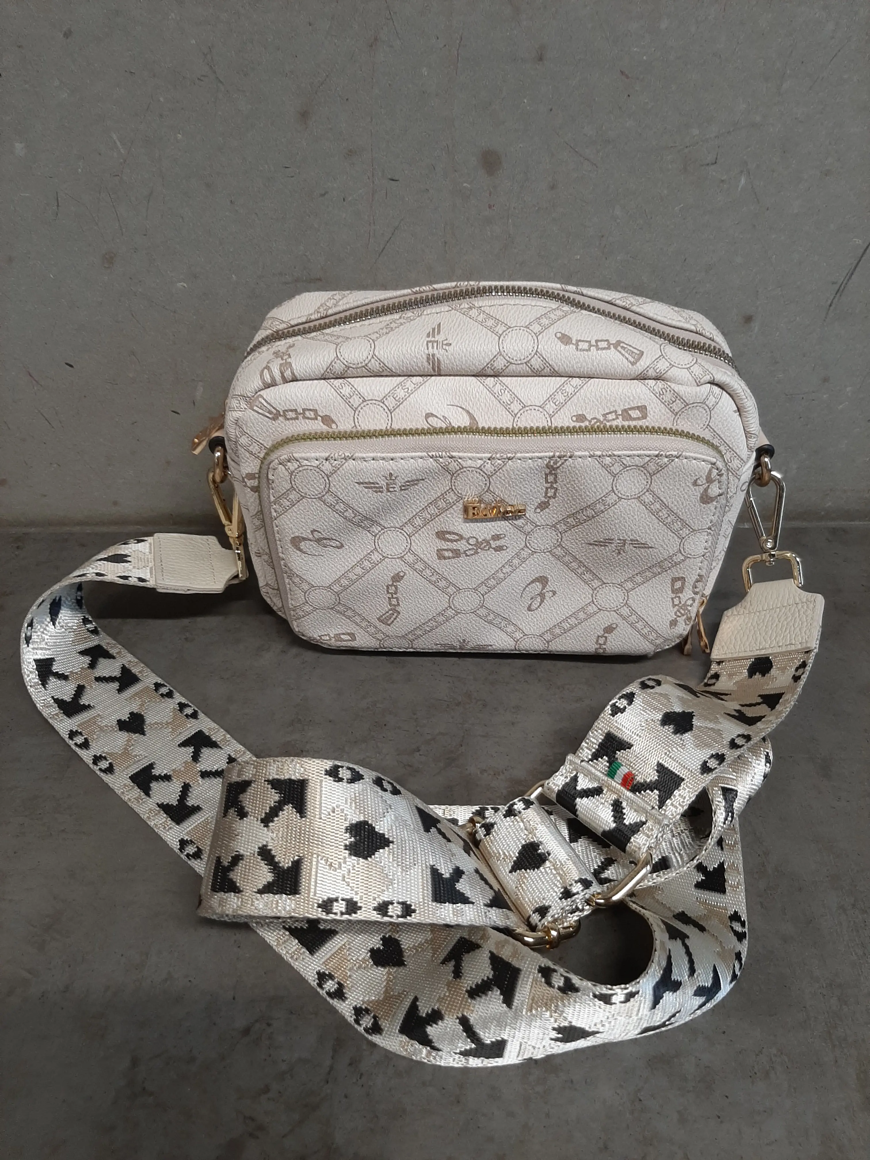 Dámska kabelka crossbody
