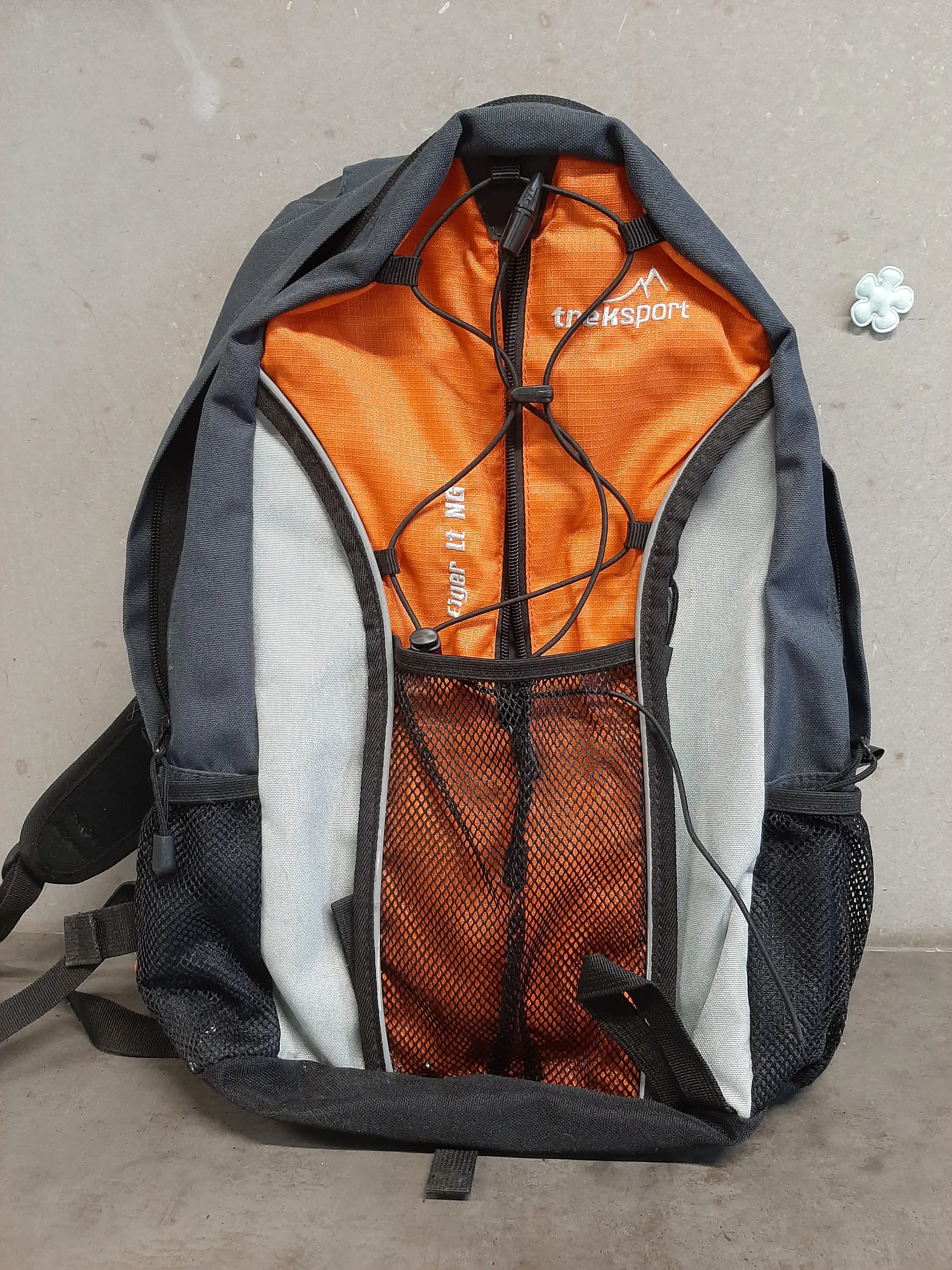 Trek sport batoh,výška 45cm
