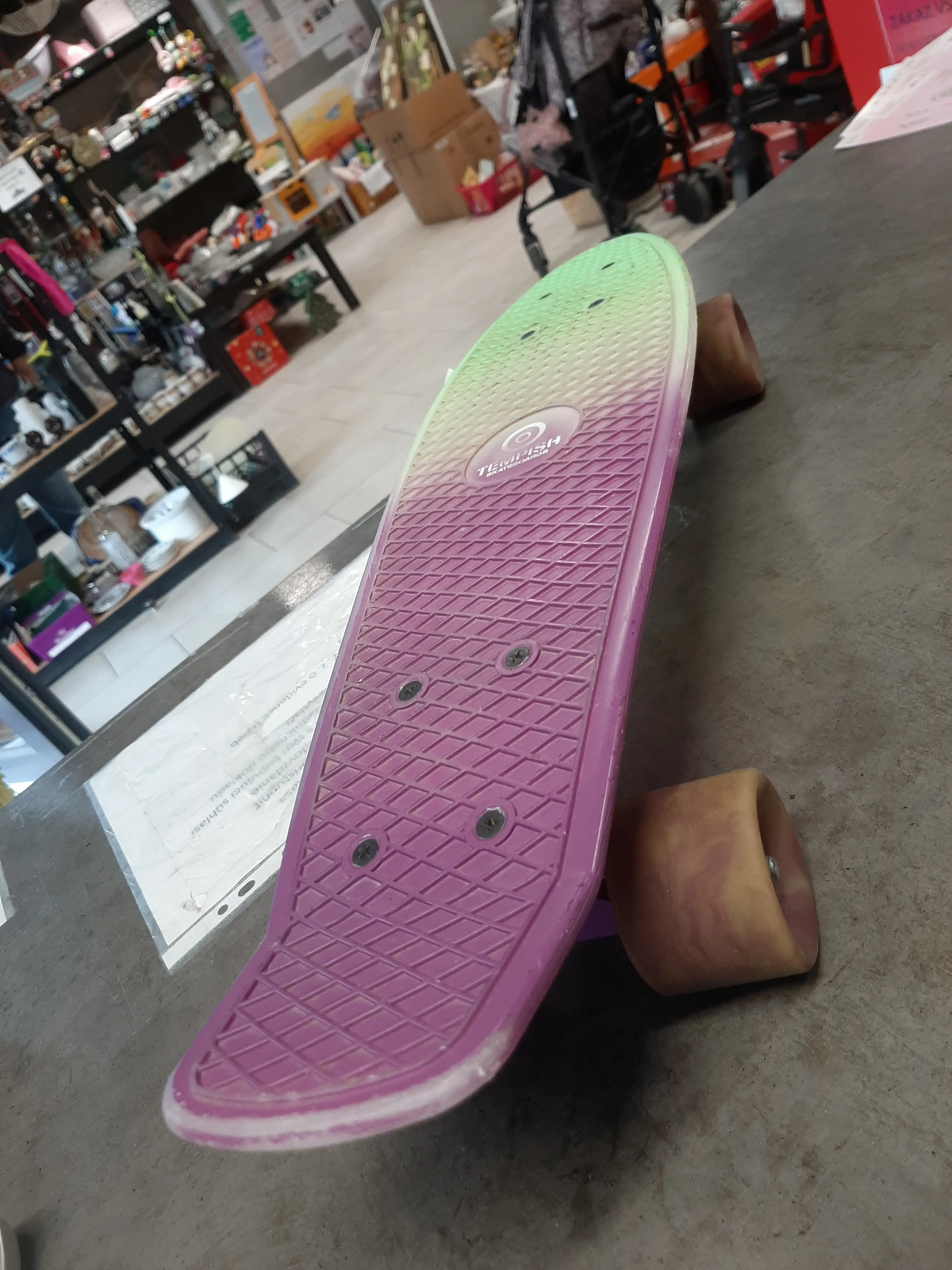 Skateboard,Tempish
