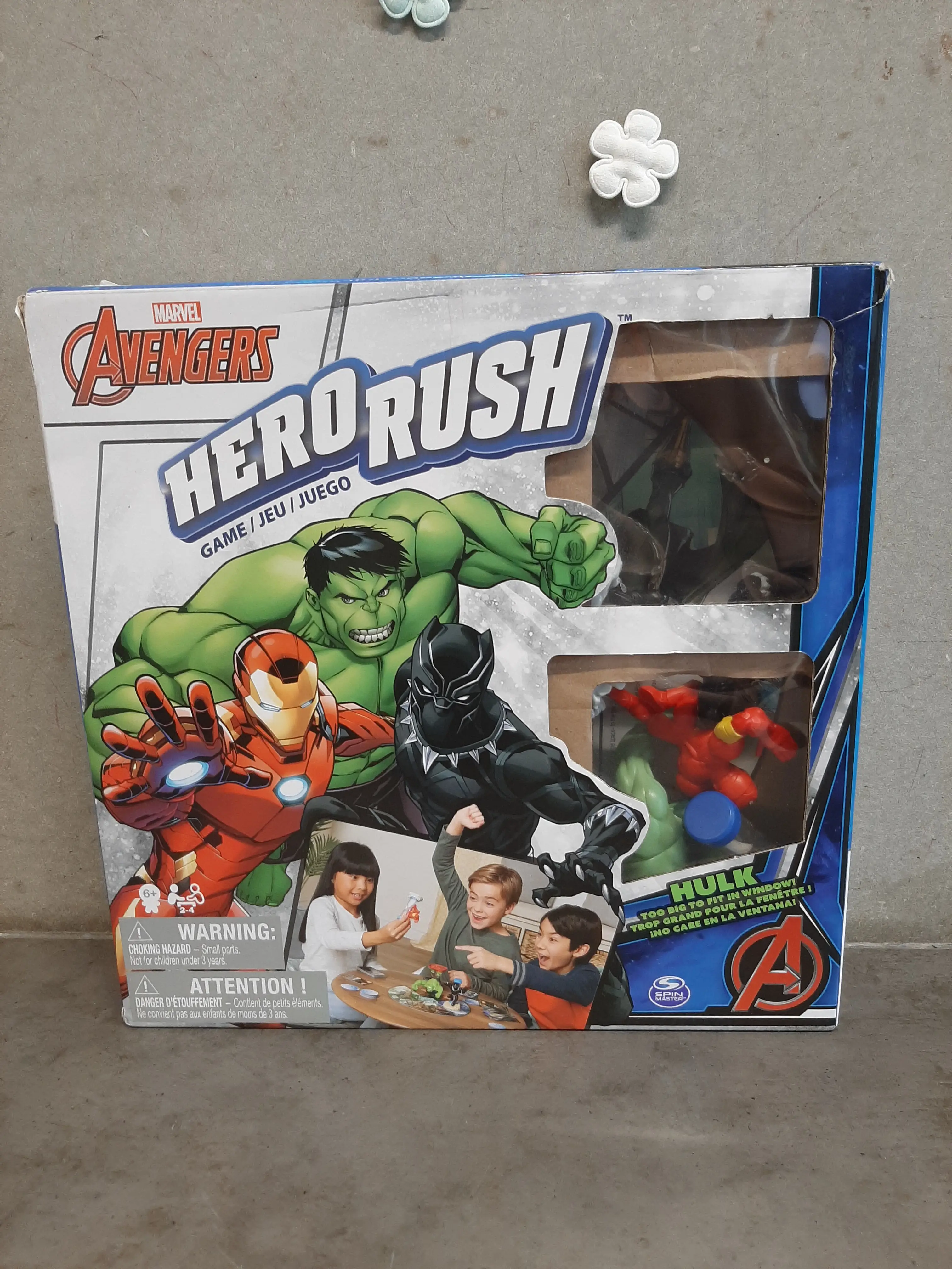 Spoločenská hra Avengers Marvel,komplet